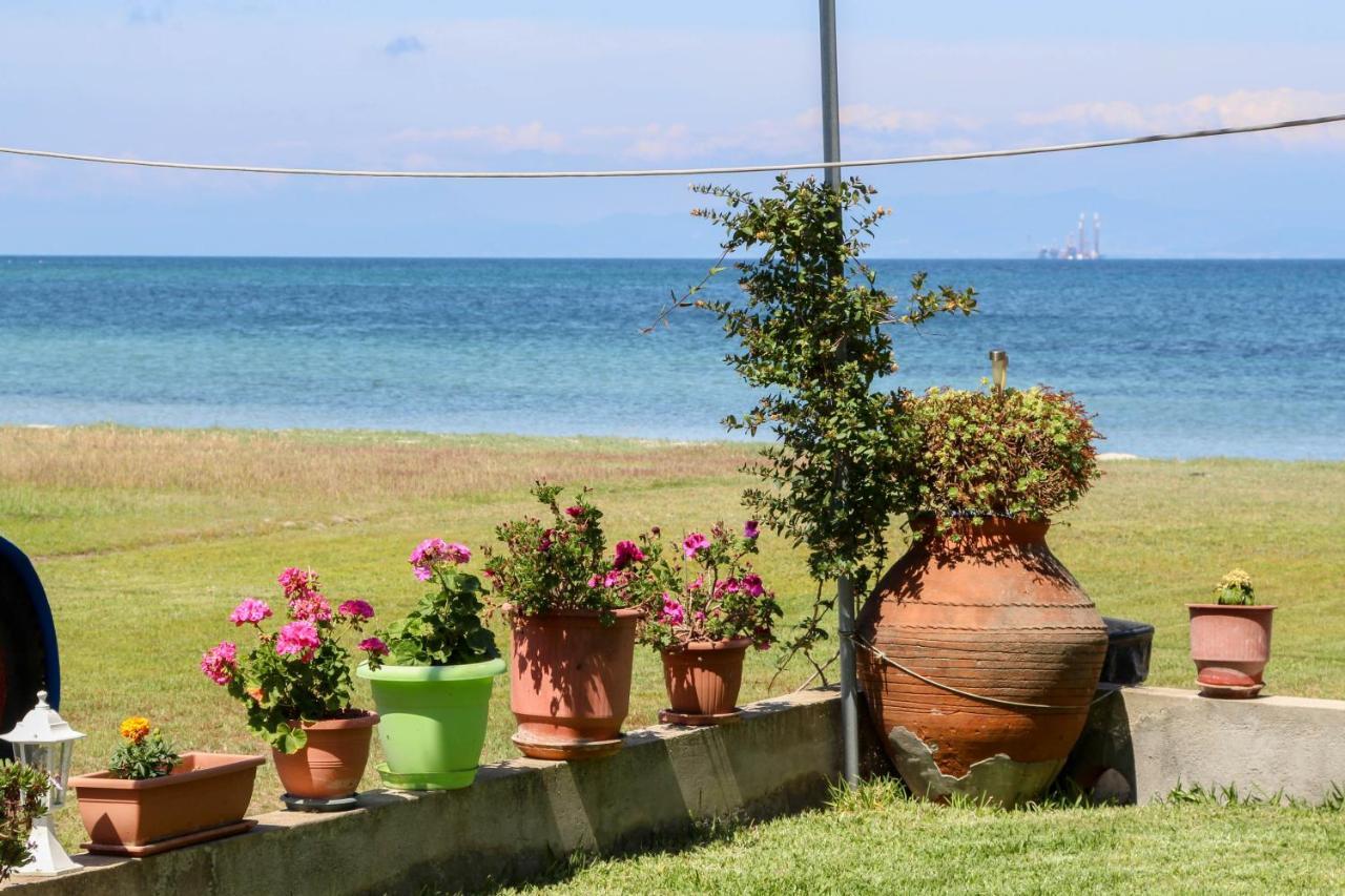Studios Avra Σκάλα Ραχωνίου Εξωτερικό φωτογραφία